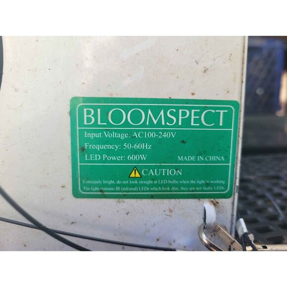 Bloomspect 600w grow light - Picture 3 of 3
